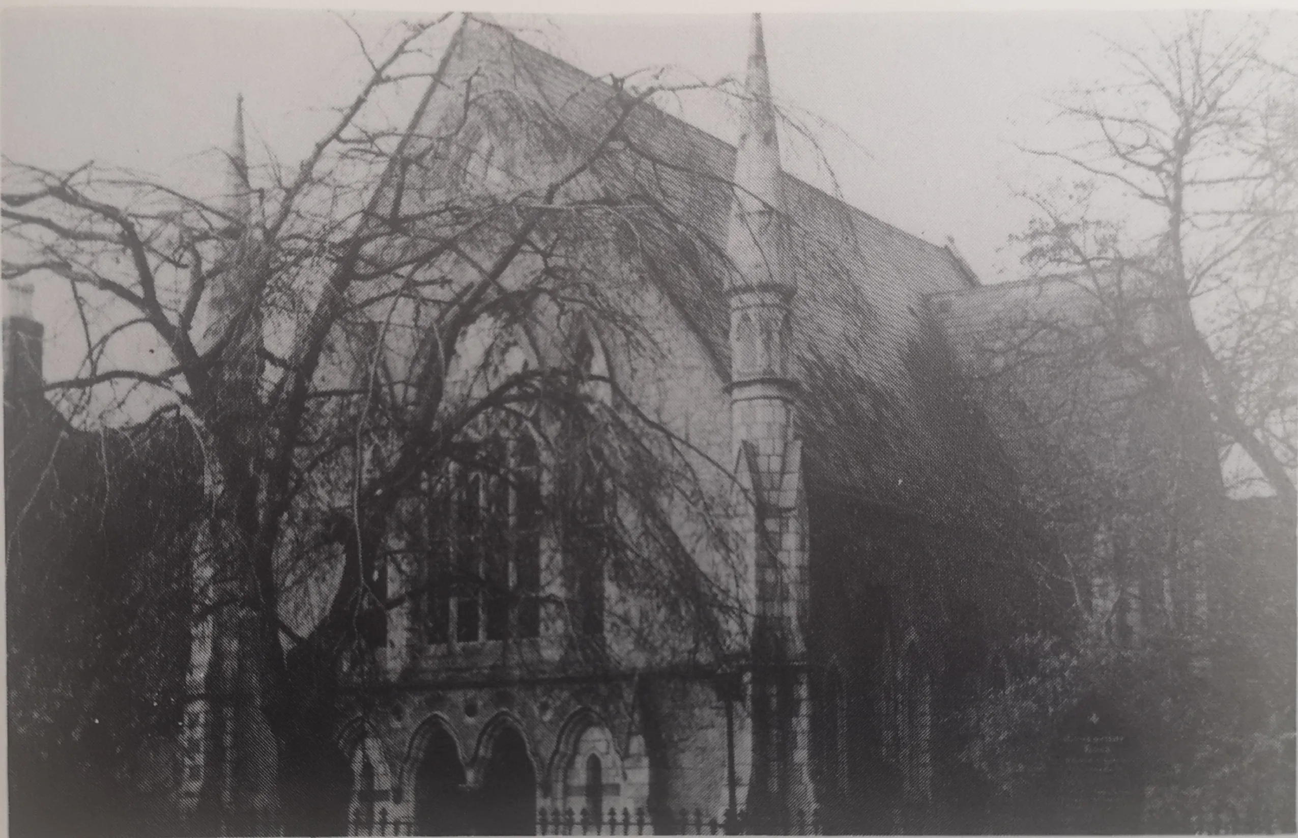 A picture of a church building